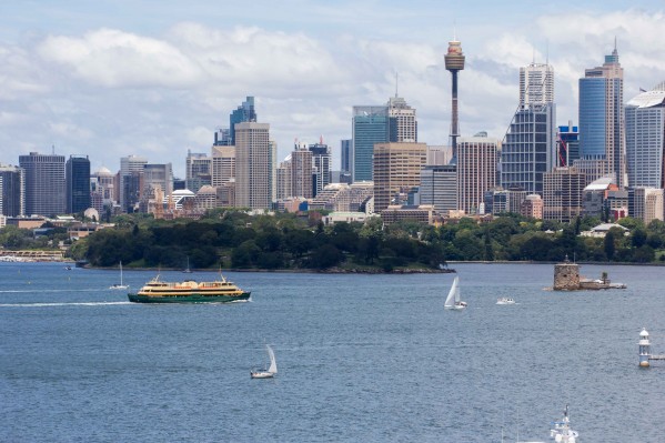 visiting taronga zoo