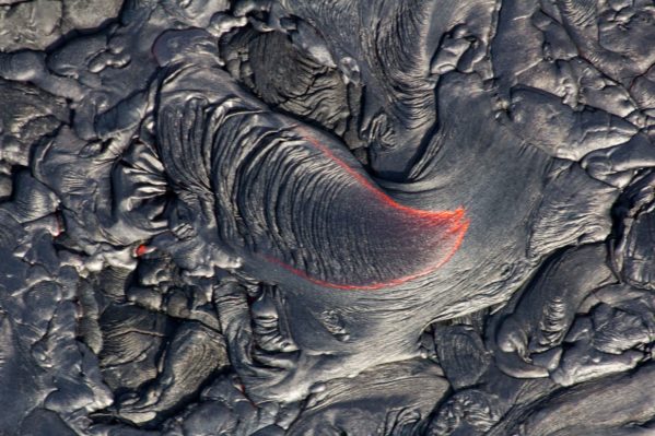 See Molten Lava on the Big Island - Active Flow Red