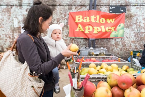  Urban Picnicking - Apples at Eveleigh Markets