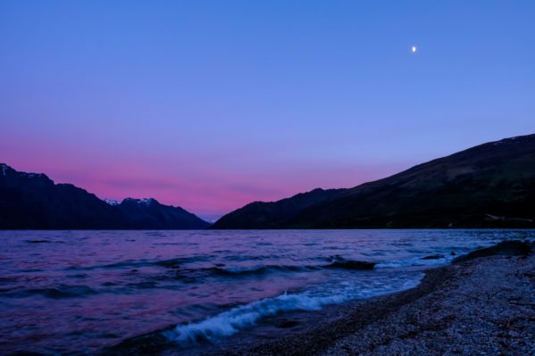 New Zealand South Island Itinerary - Lake Wakatipu Sunrise